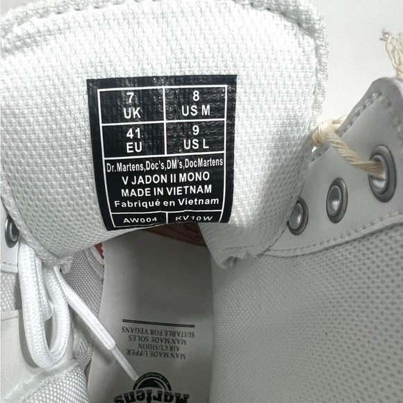 Dr. Martens Unisex Women’s SZ.9/Men’s 8 Vegan Jadon II Platform White Boots New - Picture 13 of 13